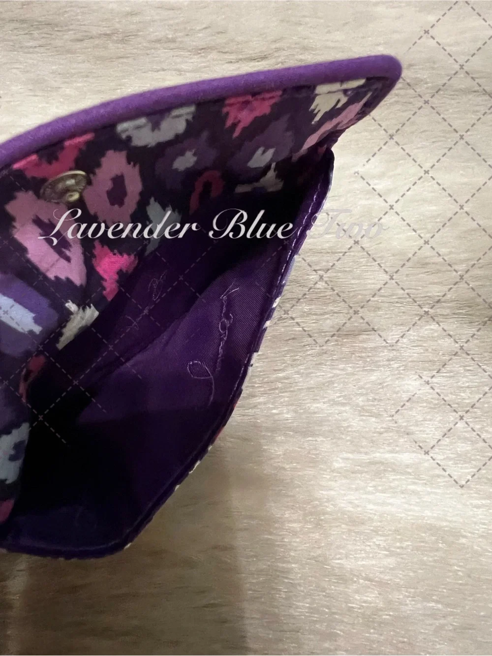 VERA BRADLEY Lilac Tapestry 2016 Double Sided Keychain ID Cardholder Purple